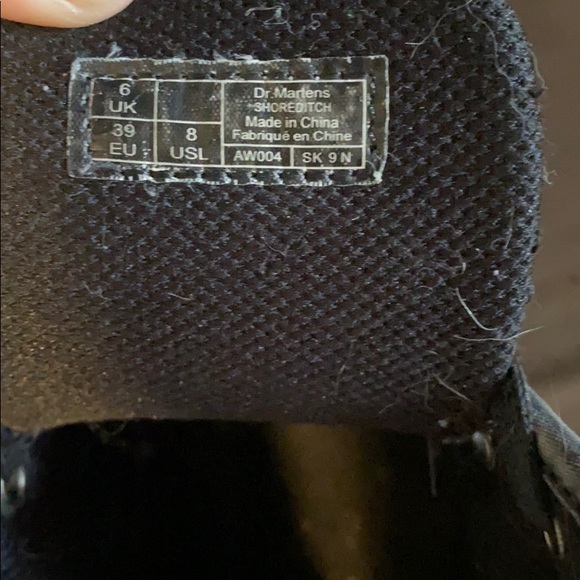 Doc Martens Leyton Leather - Picture 2 of 4